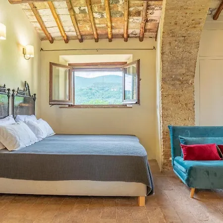 Willa Podere Bargnano Cetona, Sleeps 12, Pool, Wifi, Air Conditioning *