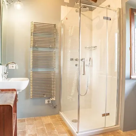 Podere Bargnano Cetona, Sleeps 12, Pool, Wifi, Air Conditioning * Cetona
