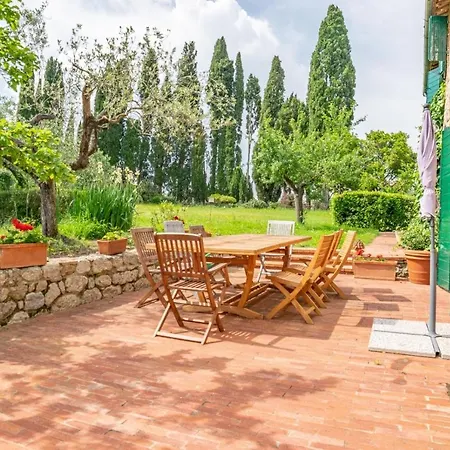 Podere Bargnano Cetona, Sleeps 12, Pool, Wifi, Air Conditioning *
