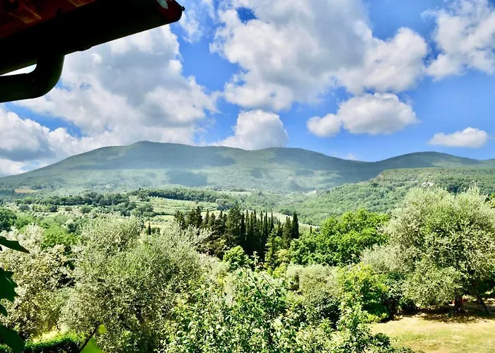 Podere Bargnano Cetona, Sleeps 12, Pool, Wifi, Air Conditioning