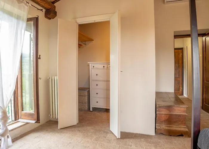 Podere Bargnano Cetona, Sleeps 12, Pool, Wifi, Air Conditioning Villa