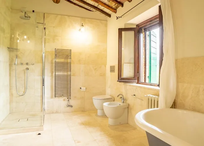 Podere Bargnano Cetona, Sleeps 12, Pool, Wifi, Air Conditioning Villa Cetona