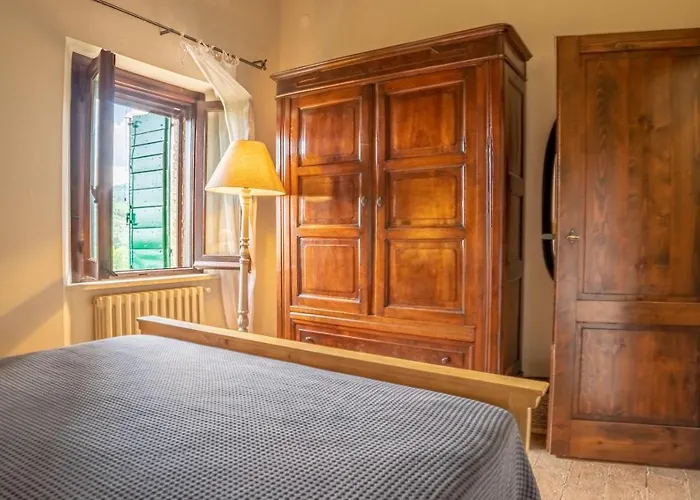Podere Bargnano Cetona, Sleeps 12, Pool, Wifi, Air Conditioning Villa Cetona
