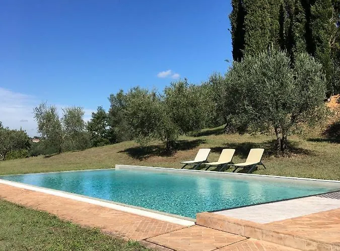 Podere Bargnano Cetona, Sleeps 12, Pool, Wifi, Air Conditioning *